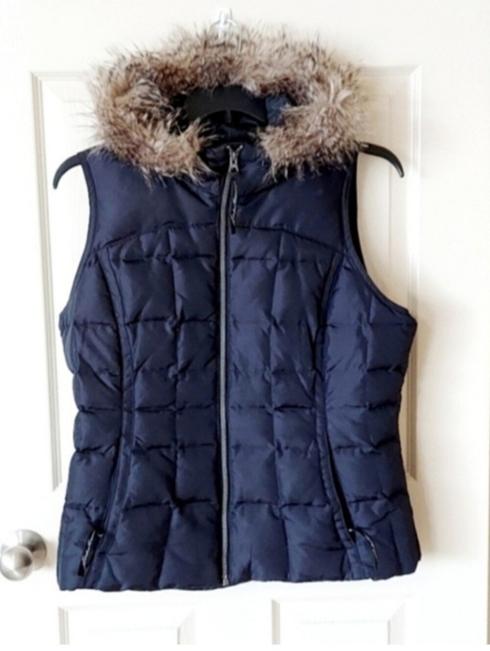 Eddie Bauer Women's Premium Quality Goost Down Puffer Vest With Hood SZ L